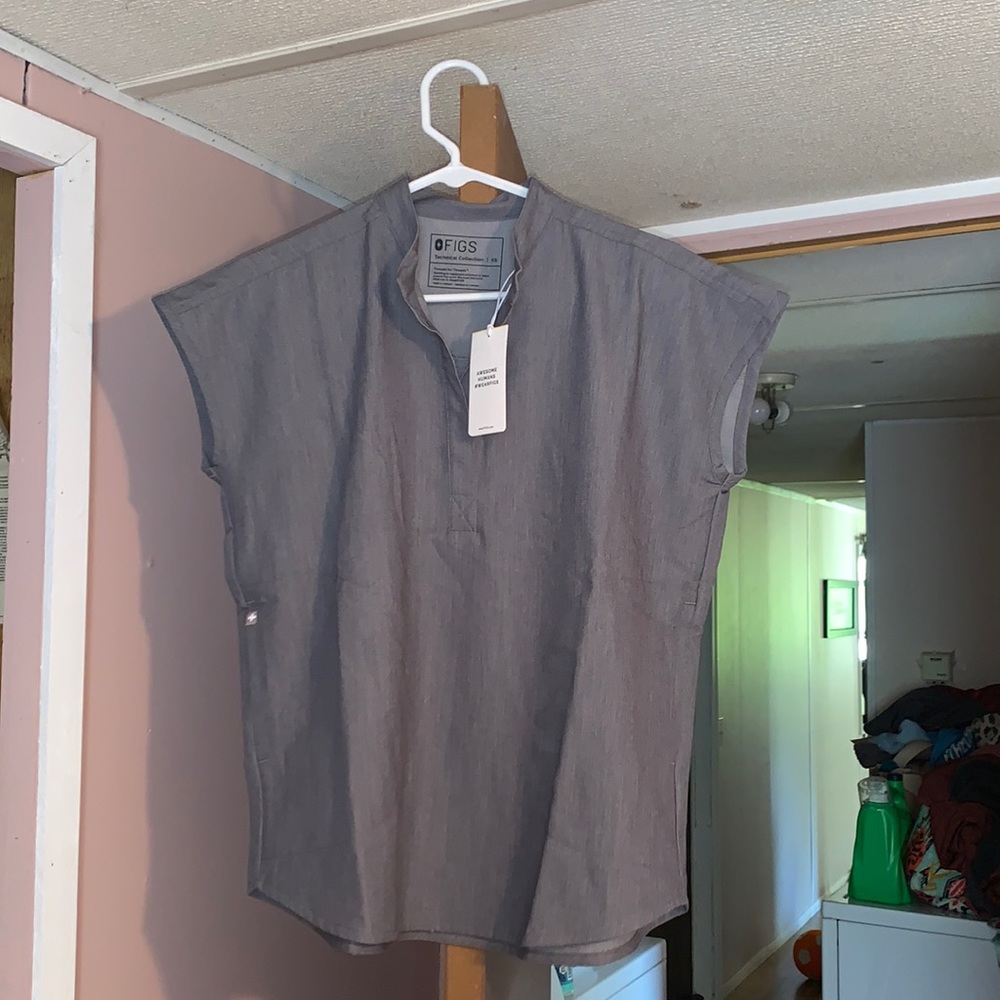 Figs Graphite Rafaela XS Top